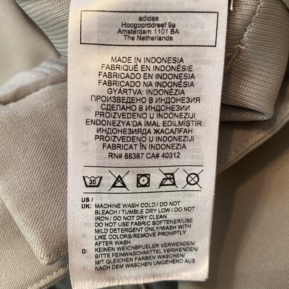 Ladies Adidas Grey Golf Shorts Size 12 - Picture 8 of 8